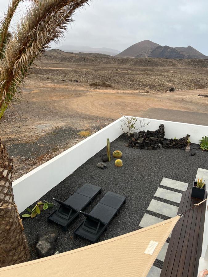 Casa Nusa La Santa Buitenkant foto